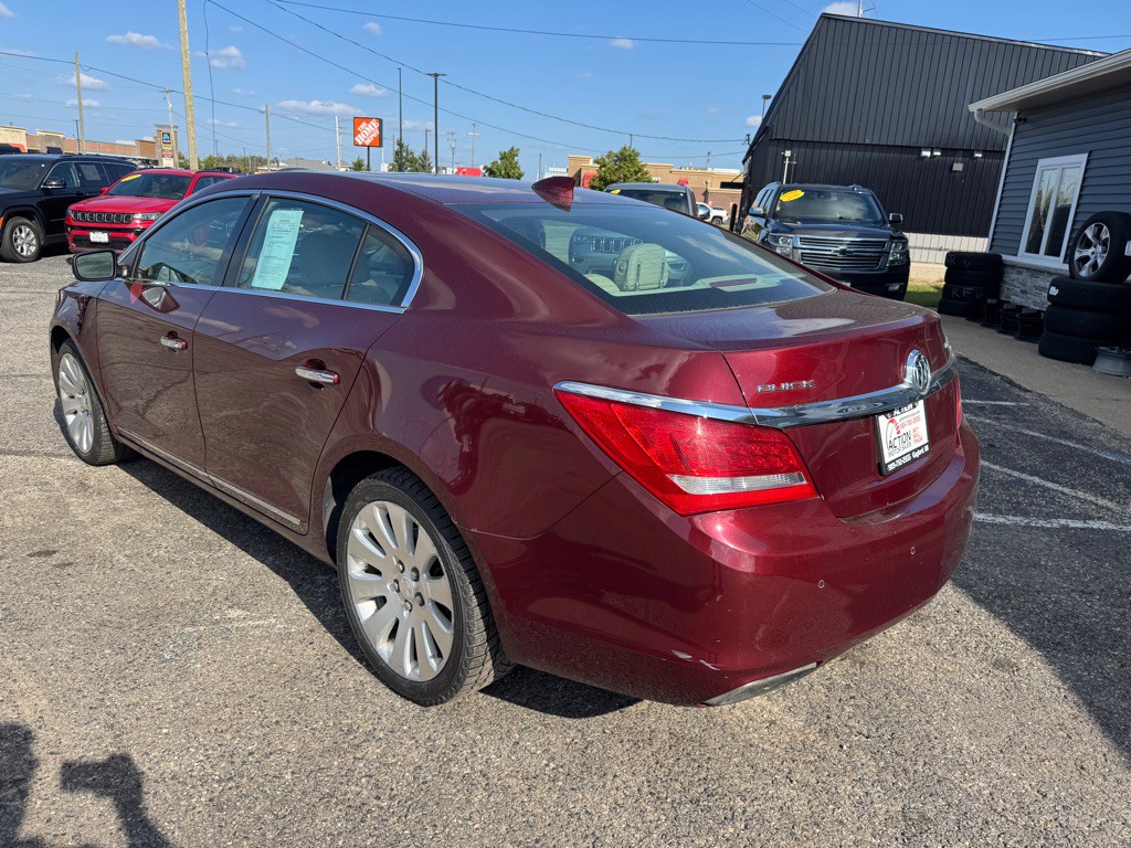2015 Buick Lacrosse Image 3