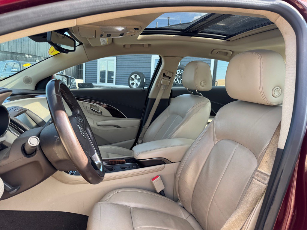 2015 Buick Lacrosse Image 10