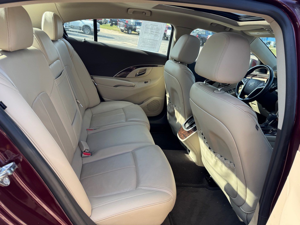 2015 Buick Lacrosse Image 25
