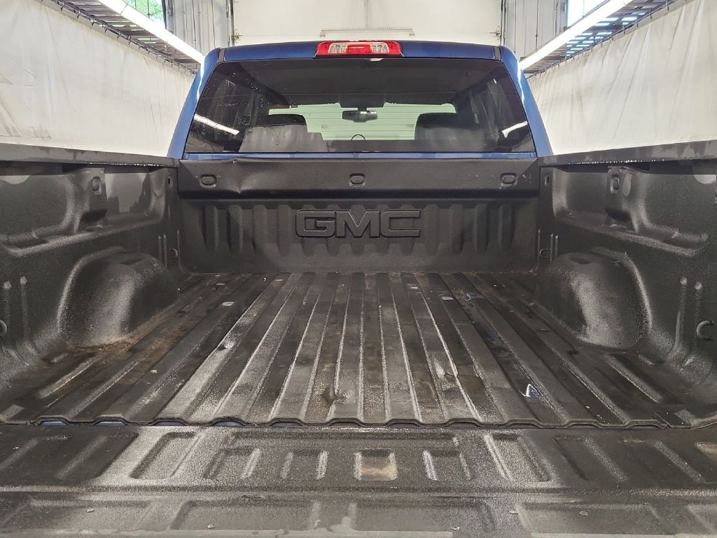 2015 GMC Sierra 2500 Image 6