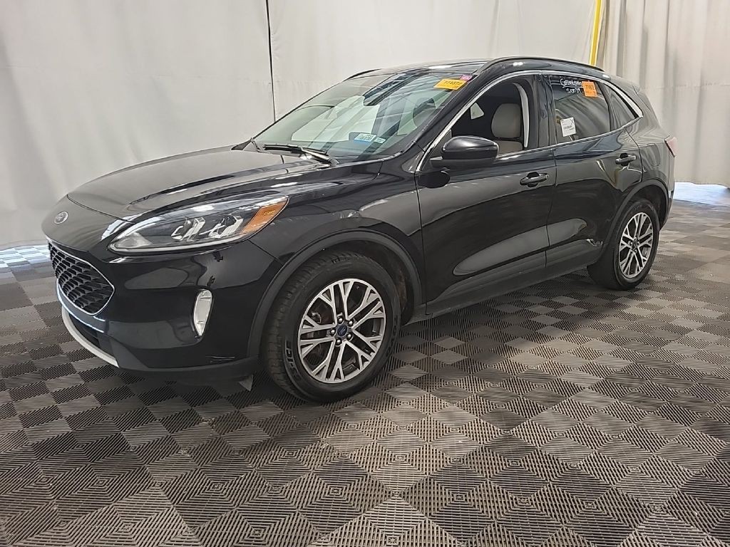 2021 Ford Escape Image 1