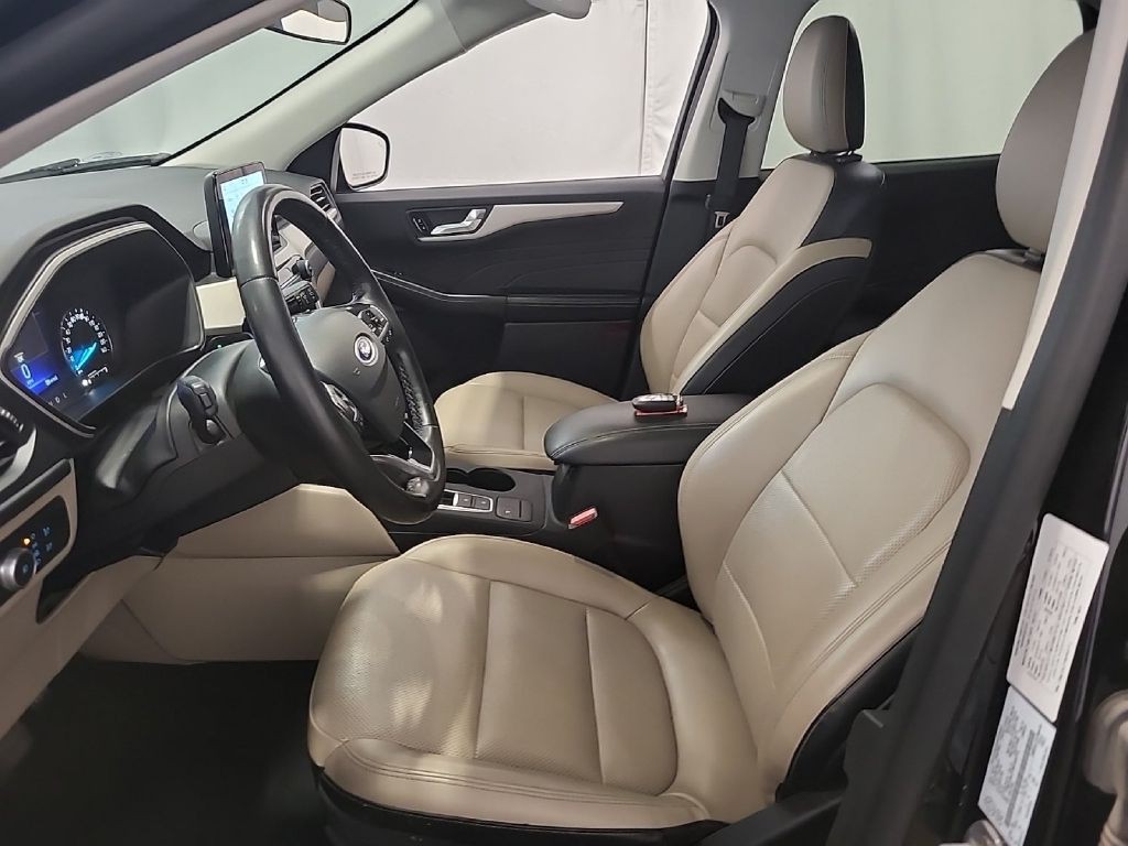 2021 Ford Escape Image 5