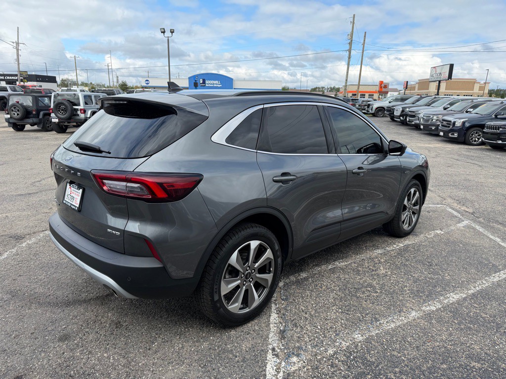 2023 Ford Escape Image 5