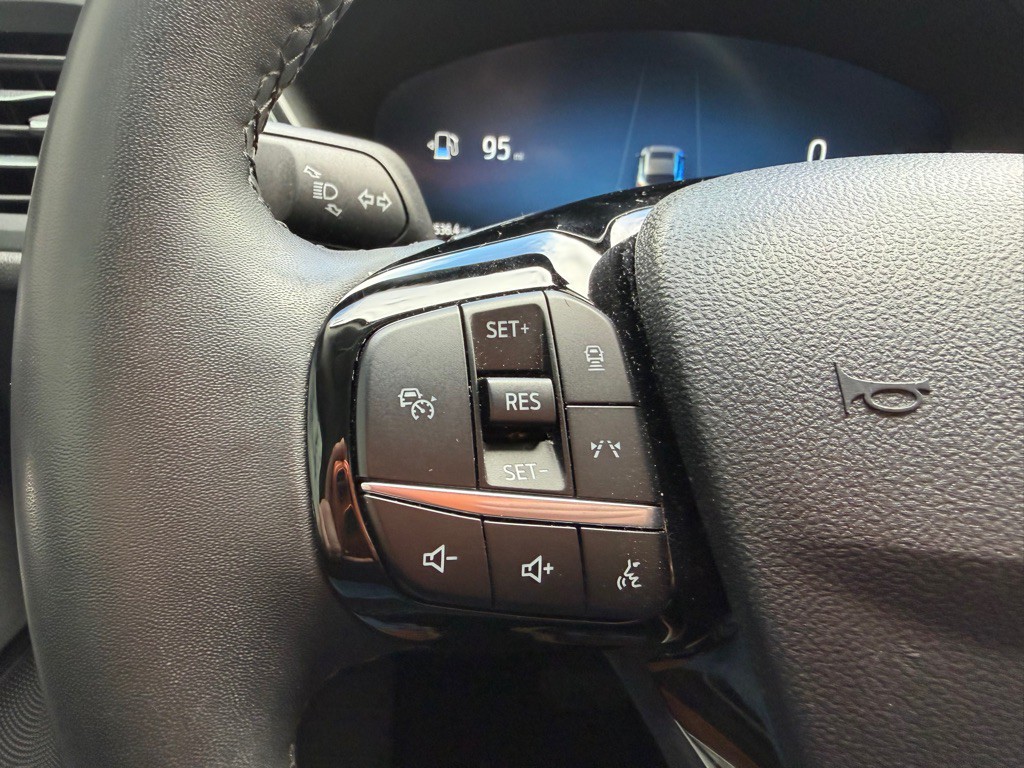 2023 Ford Escape Image 17