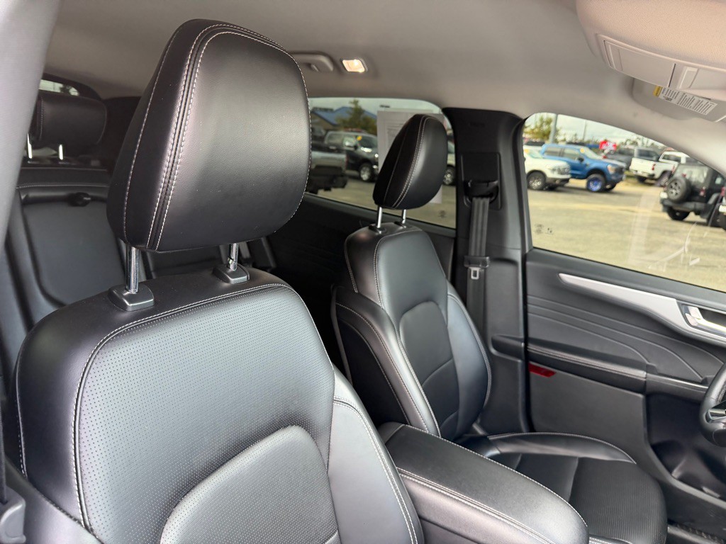 2023 Ford Escape Image 45