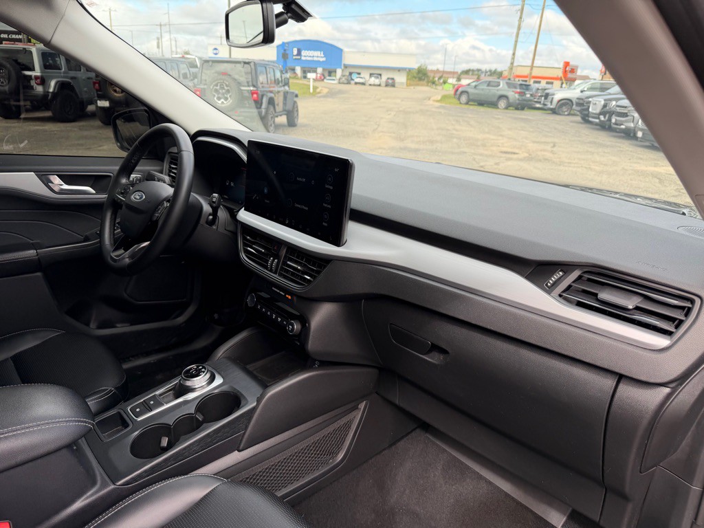 2023 Ford Escape Image 46