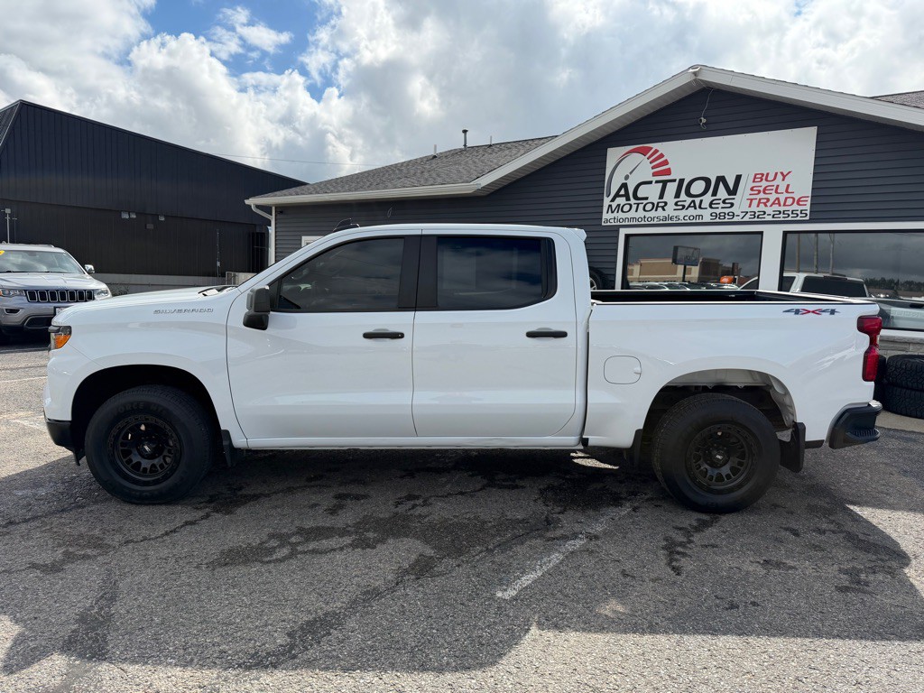 2024 Chevrolet Silverado 1500 Image 2