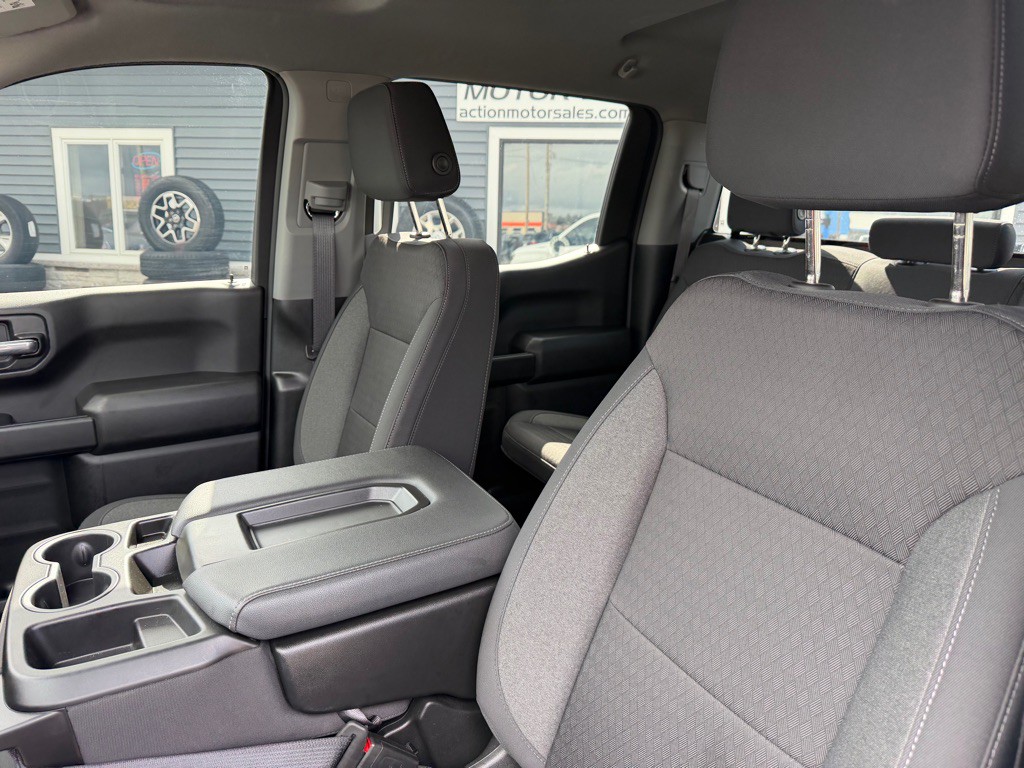 2024 Chevrolet Silverado 1500 Image 15