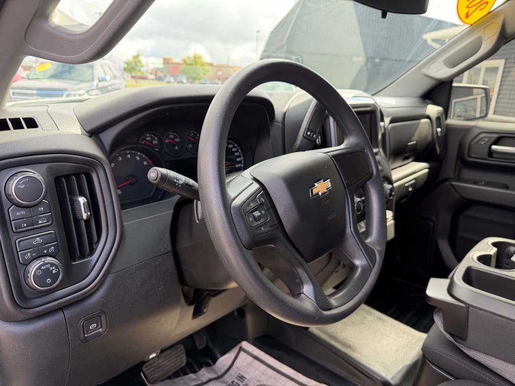 2024 Chevrolet Silverado 1500 Image 18