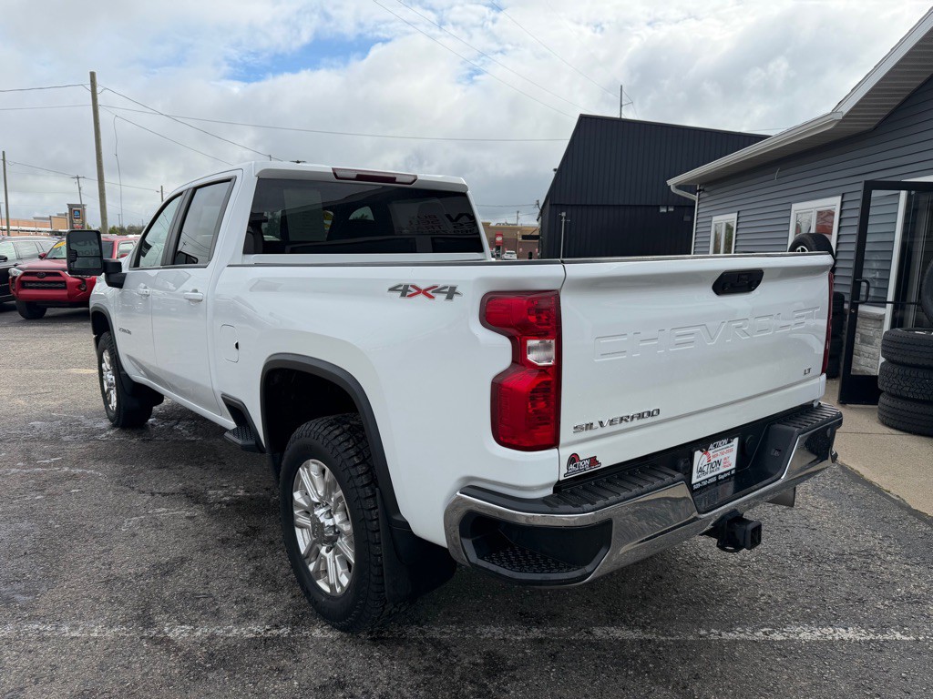 2021 Chevrolet Silverado 1500 Image 3