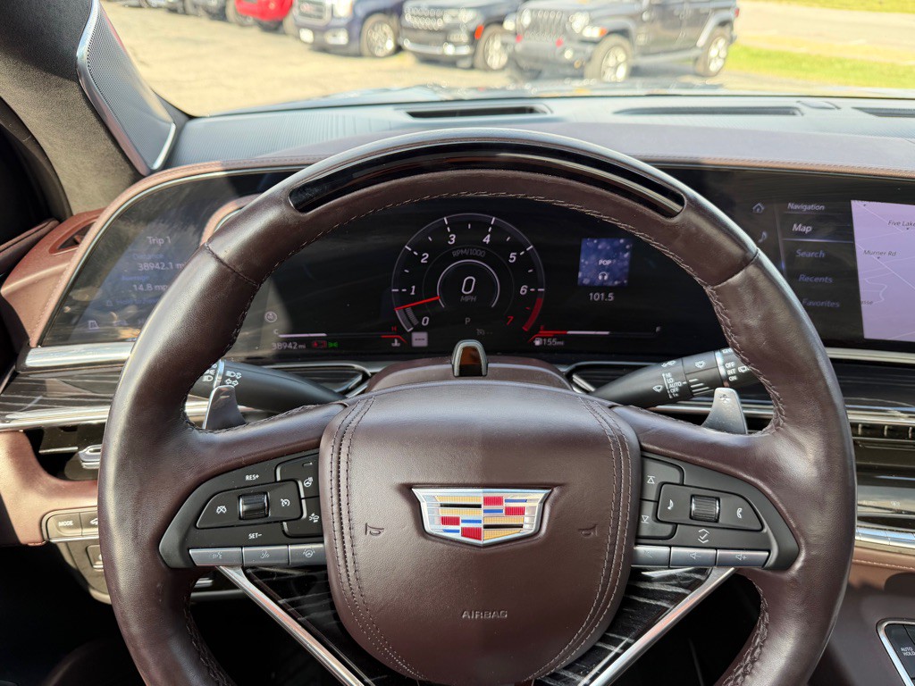 2023 Cadillac Escalade Image 16