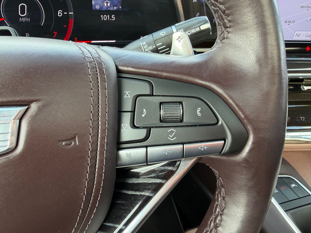 2023 Cadillac Escalade Image 18