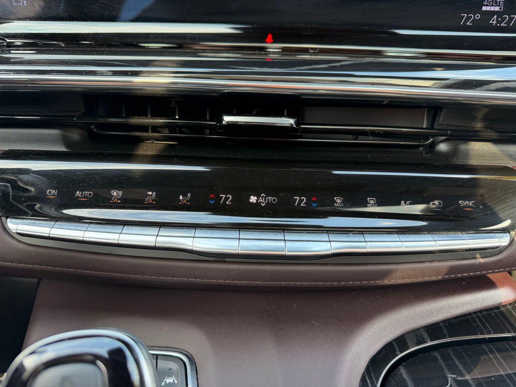 2023 Cadillac Escalade Image 23