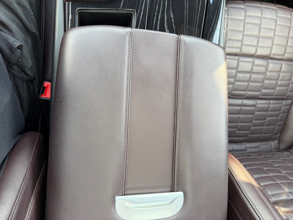 2023 Cadillac Escalade Image 25