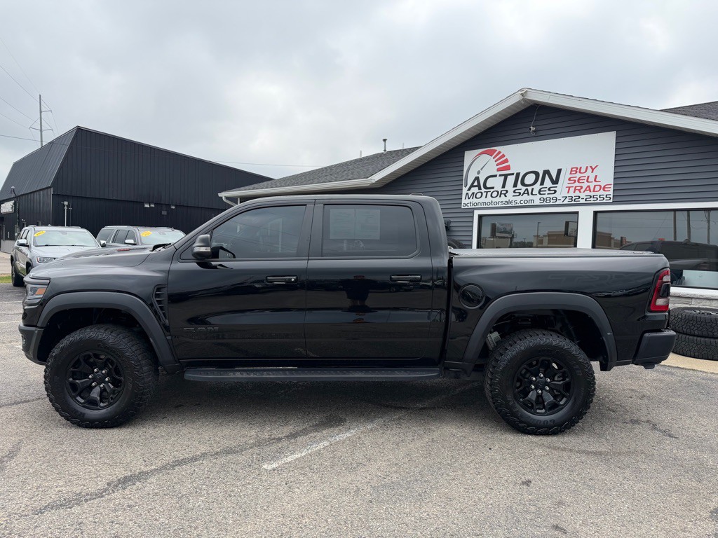 2022 RAM 1500 Image 2