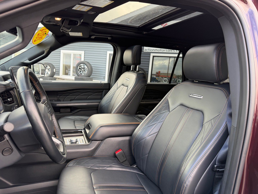 2024 Ford Expedition Image 12