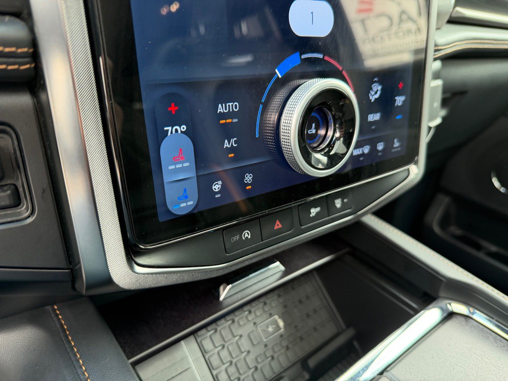 2024 Ford Expedition Image 35