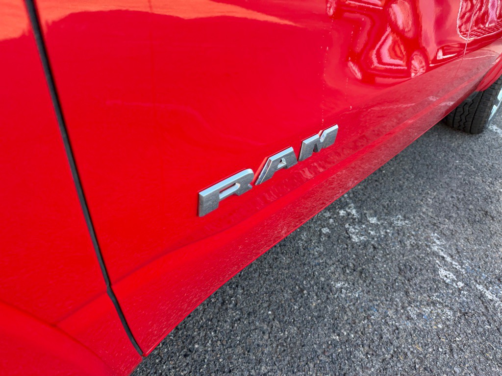 2025 RAM 1500 Image 11