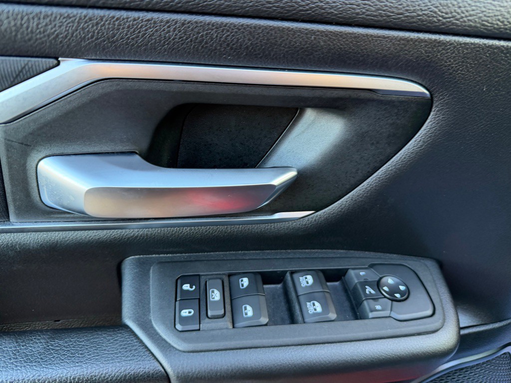 2025 RAM 1500 Image 13