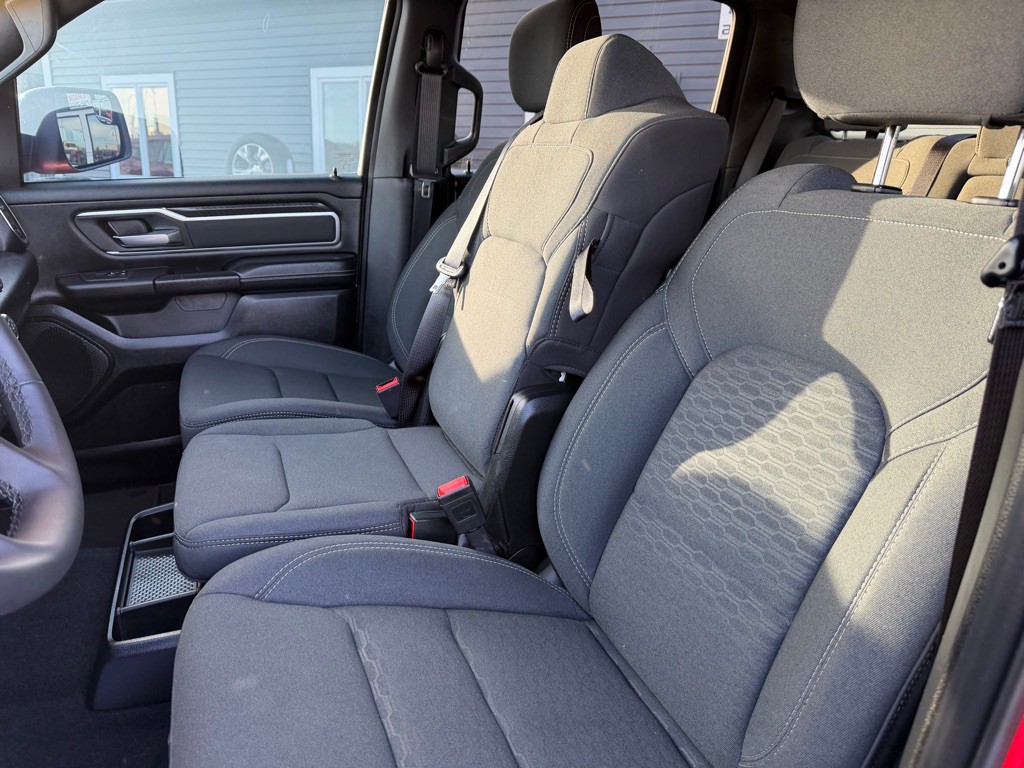 2025 RAM 1500 Image 17