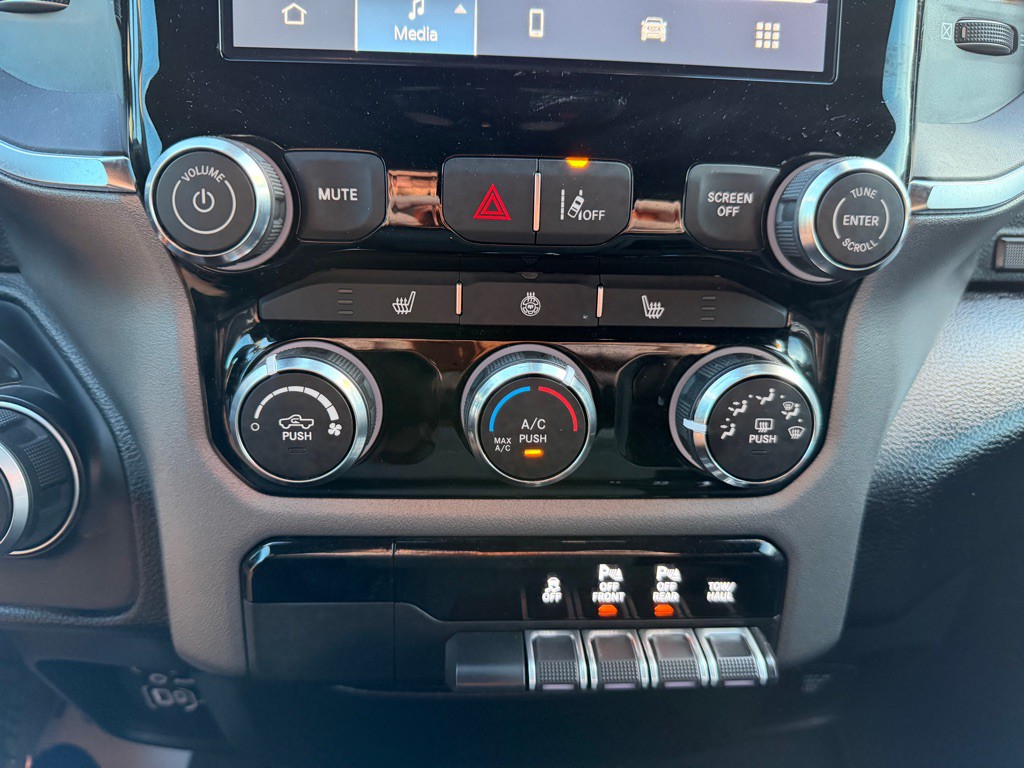 2025 RAM 1500 Image 25