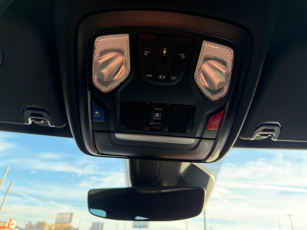 2025 RAM 1500 Image 32