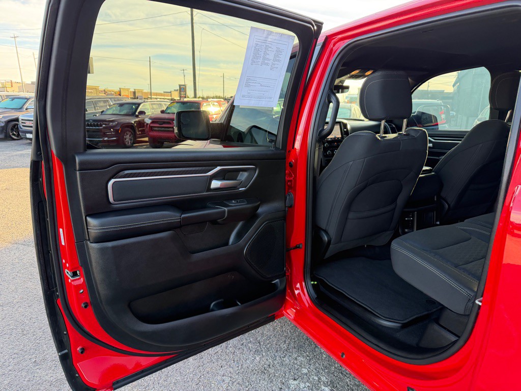 2025 RAM 1500 Image 36