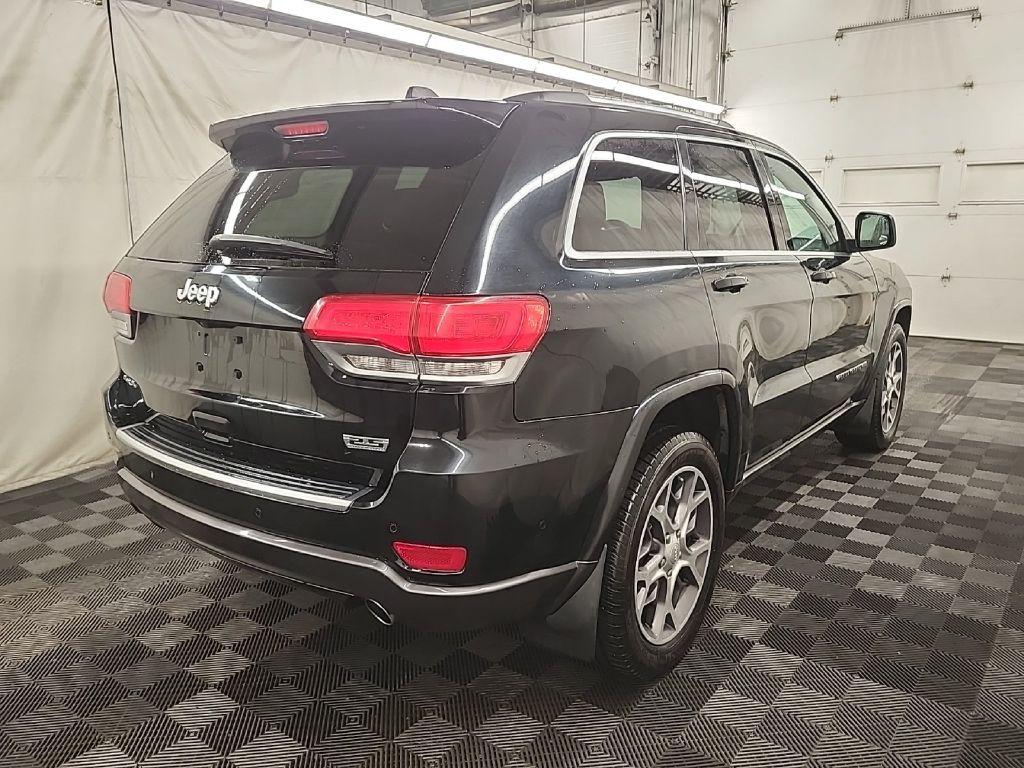 2018 Jeep Grand Cherokee Image 3