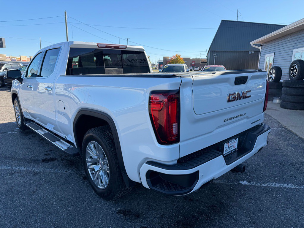 2019 GMC Sierra Image 3