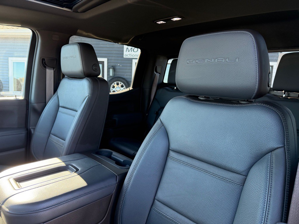 2019 GMC Sierra Image 16