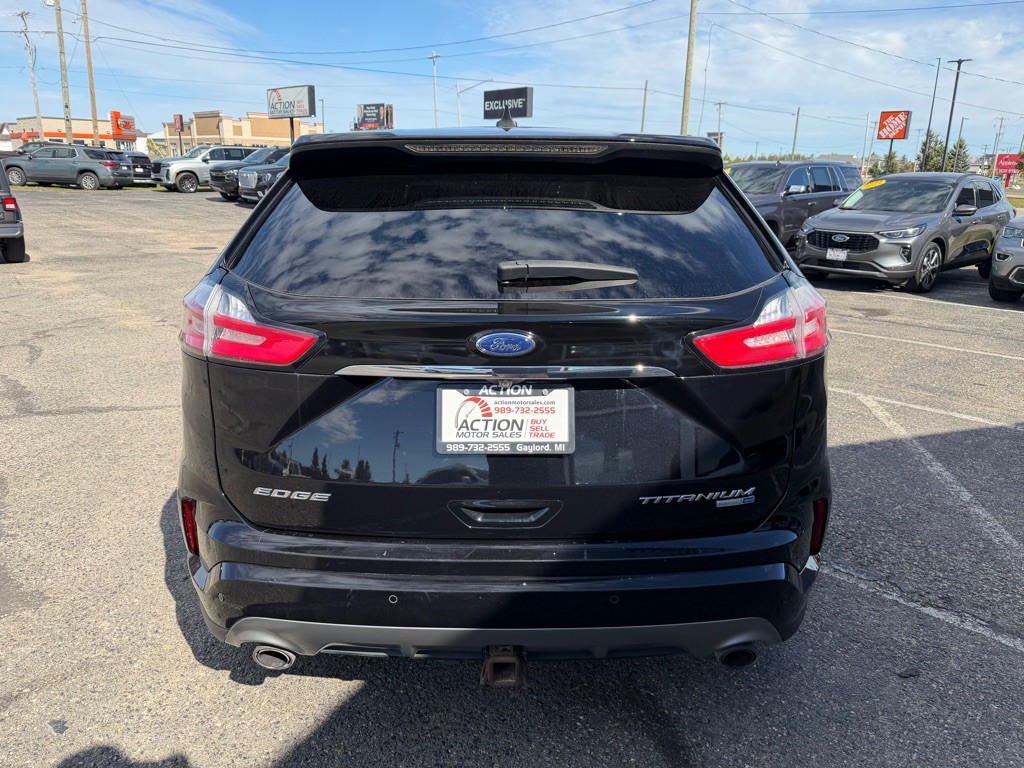 2020 Ford Edge Image 4