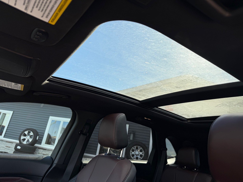 2020 Ford Edge Image 15