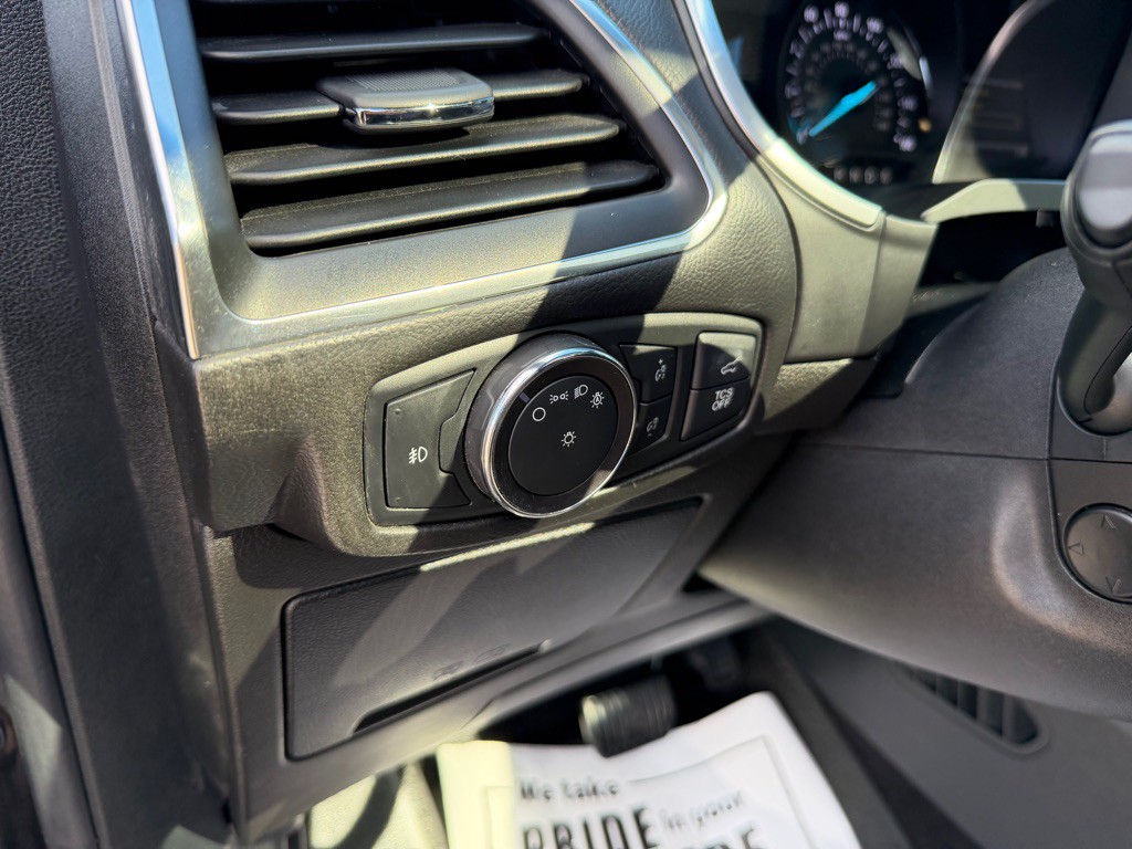 2020 Ford Edge Image 17