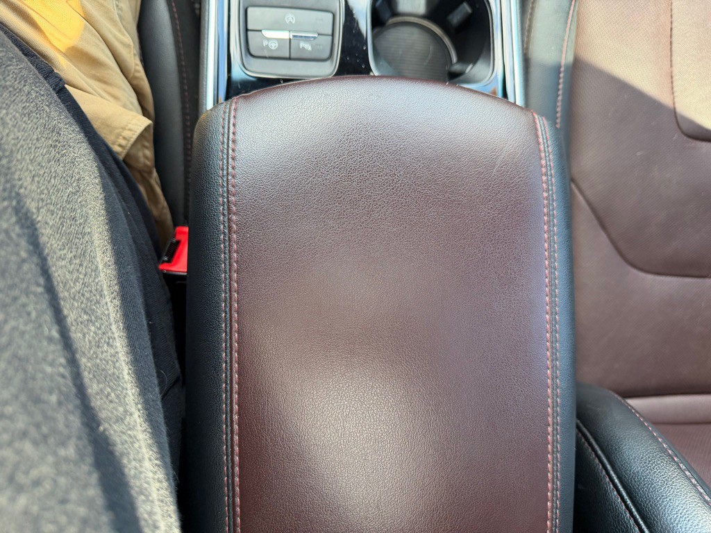 2020 Ford Edge Image 31