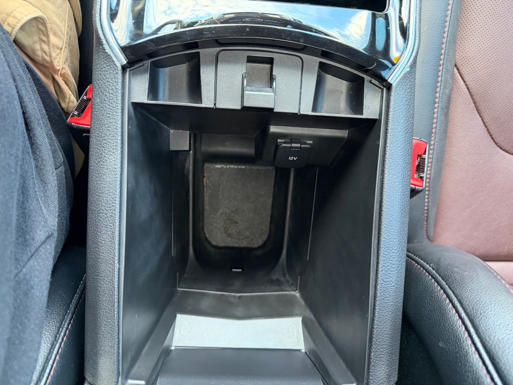 2020 Ford Edge Image 32