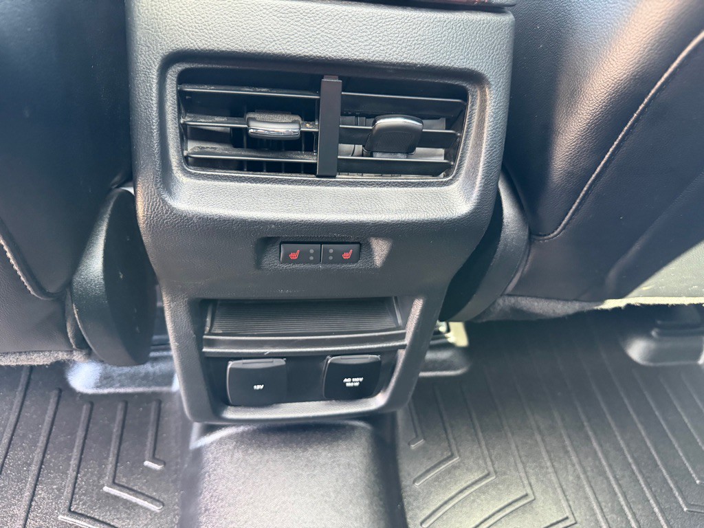 2020 Ford Edge Image 39