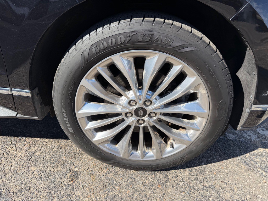 2020 Ford Edge Image 64