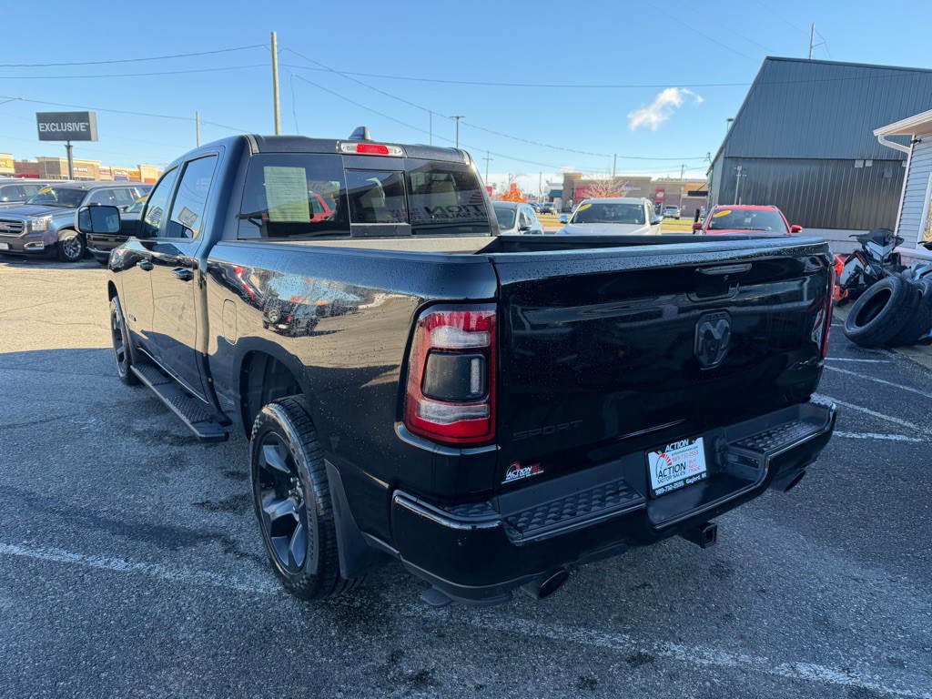 2019 RAM 1500 Image 3