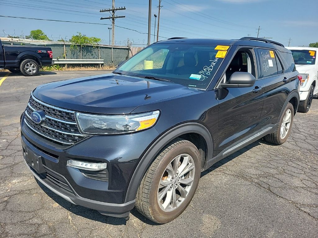 2020 Ford Explorer Image 1