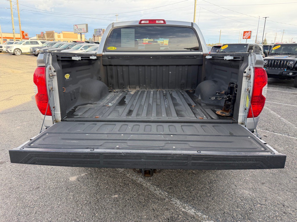 2016 Toyota Tundra Image 37