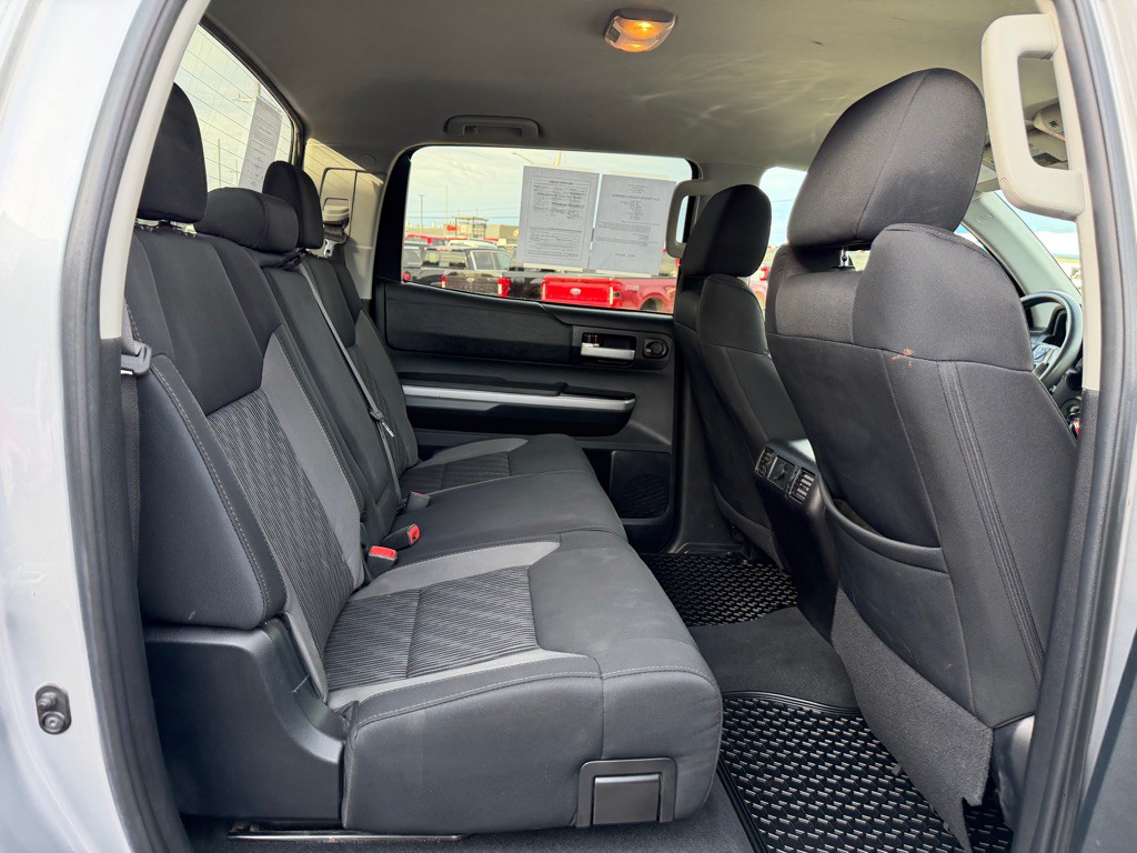 2016 Toyota Tundra Image 44