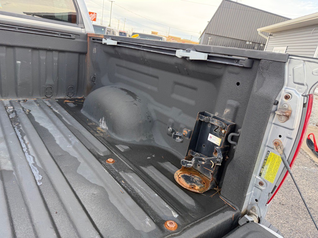 2016 Toyota Tundra Image 39