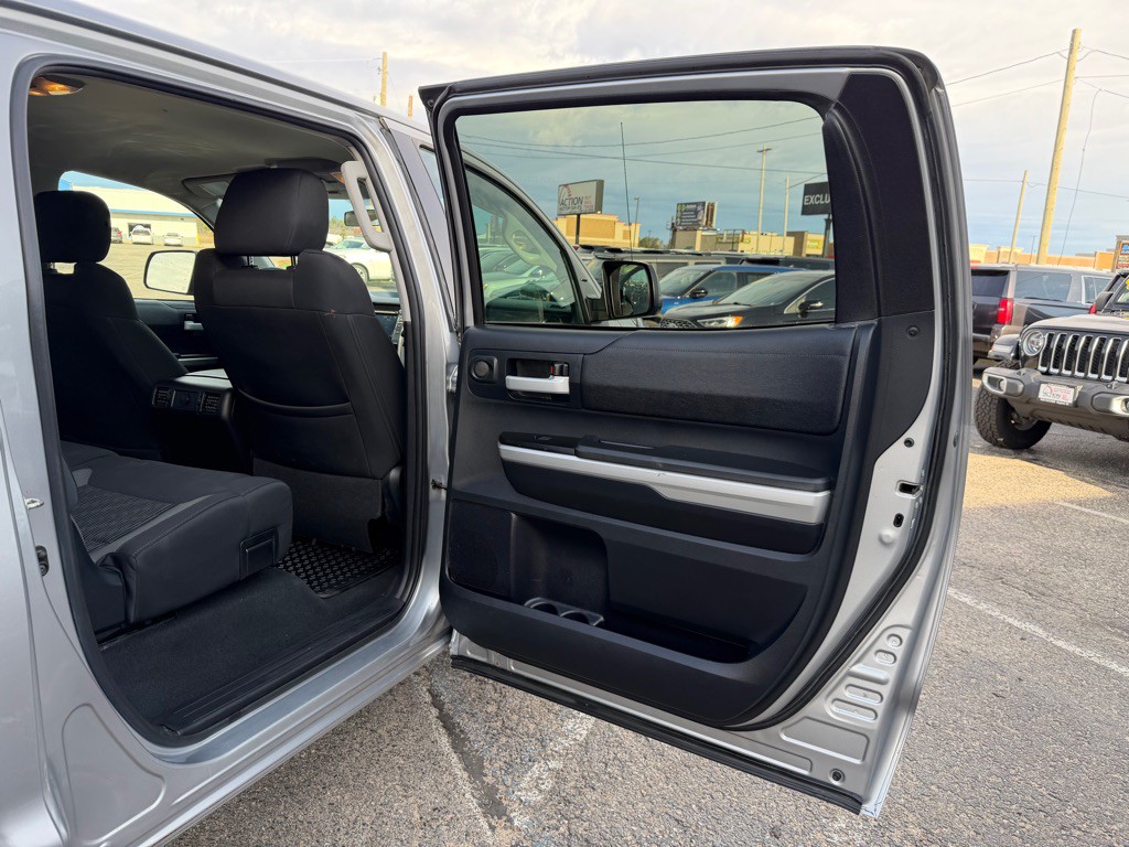 2016 Toyota Tundra Image 42