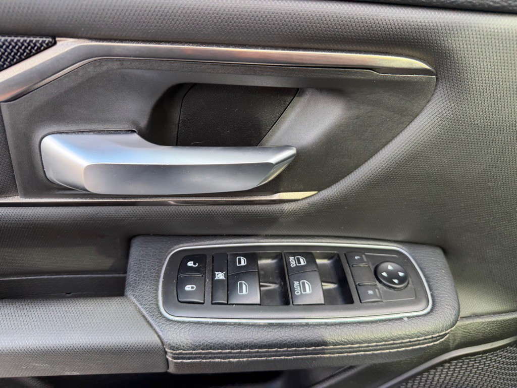 2019 RAM 1500 Image 12