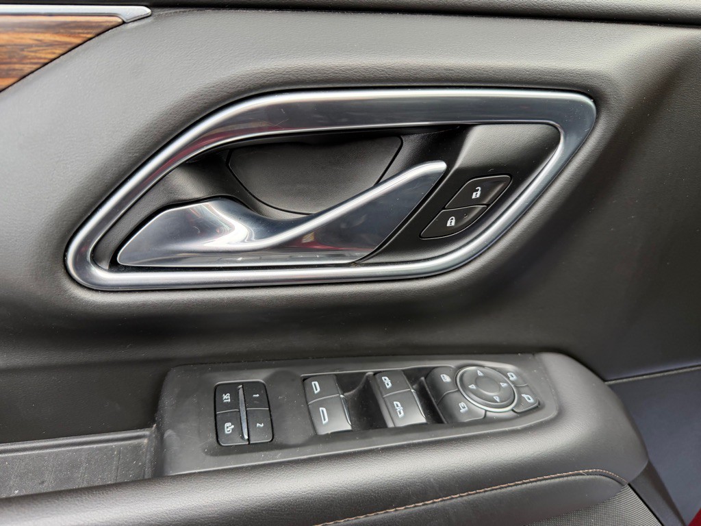 2021 Chevrolet Suburban Image 11