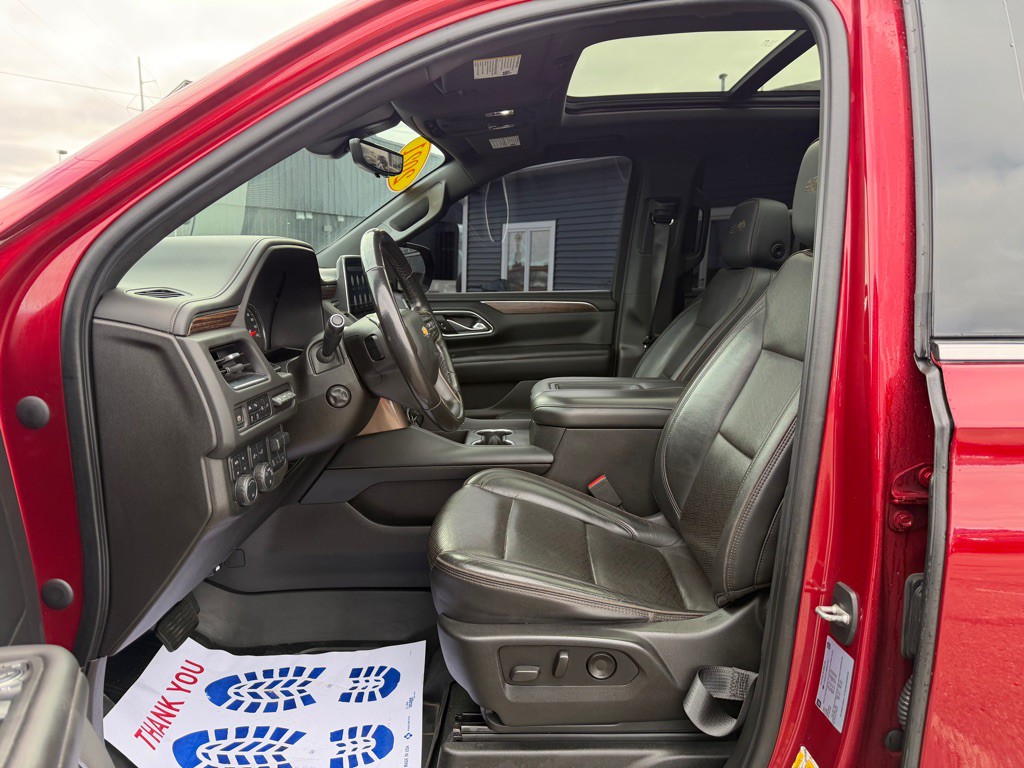 2021 Chevrolet Suburban Image 12