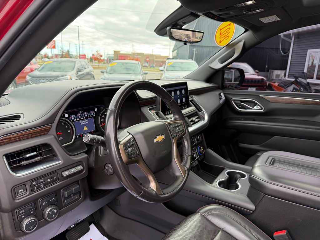 2021 Chevrolet Suburban Image 15