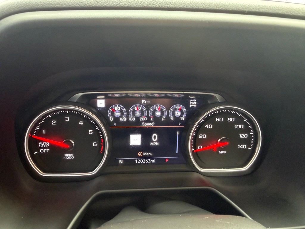 2021 Chevrolet Suburban Image 21