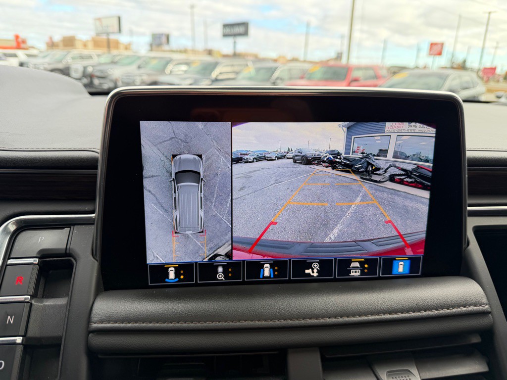 2021 Chevrolet Suburban Image 24