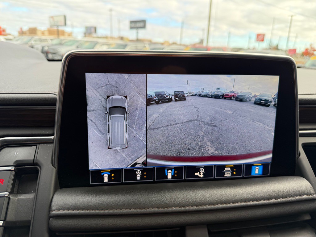 2021 Chevrolet Suburban Image 25